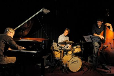 Adrian Frey Trio