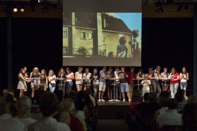  12 Sek-Klassen präsentieren in Dübendorf Kunst und Literatur 
